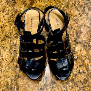 Madden Girl platform shoes size 6